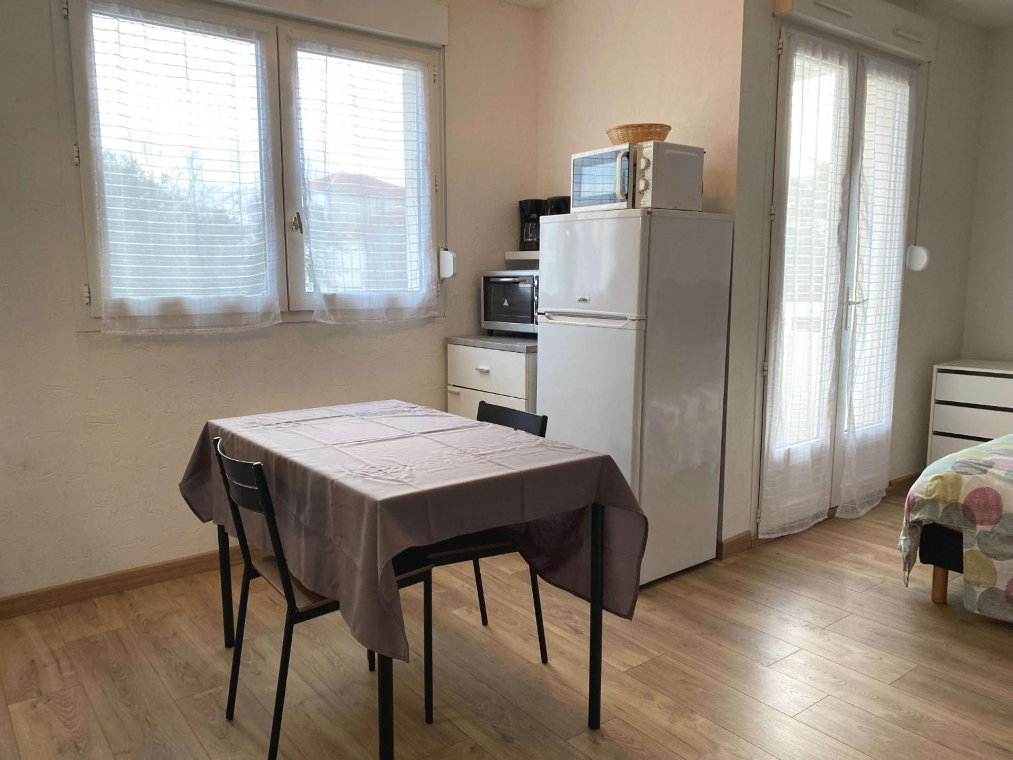 Studio Balaruc-les-Bains, 1 pièce, 2 personnes - FR-1-553-13 Extérieur photo